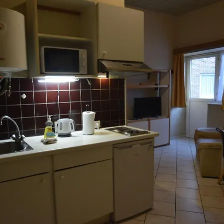 In - Gardens - Student Flat Semiduplex بيت ضيافة